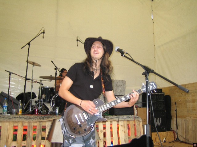 img00014.jpg